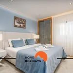 #249 Luxury Oceanfront * Albufeira