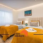 #249 Luxury Oceanfront * Albufeira